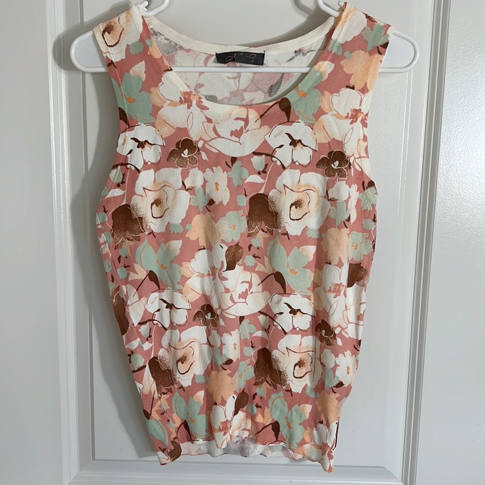 Floral top
